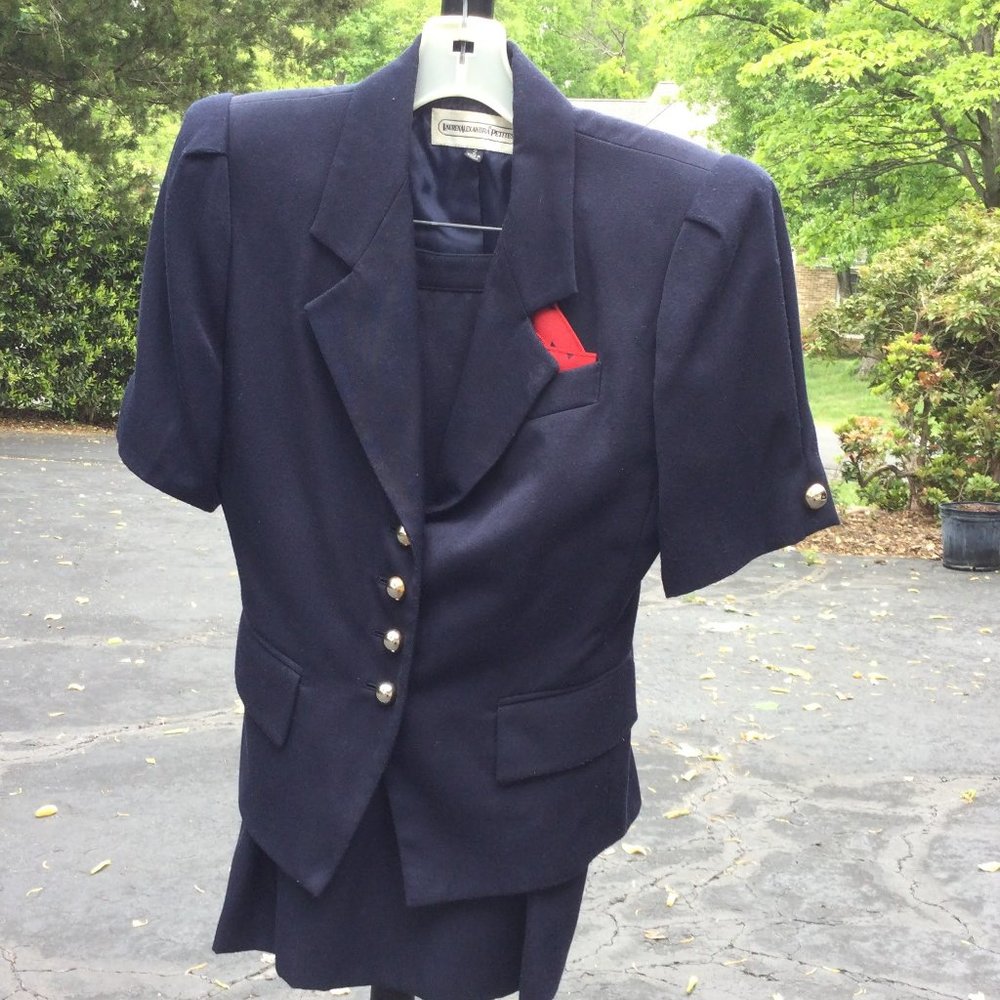 Lauren Alexander Short Sleeve Jacket-Skirt 2pc Suit